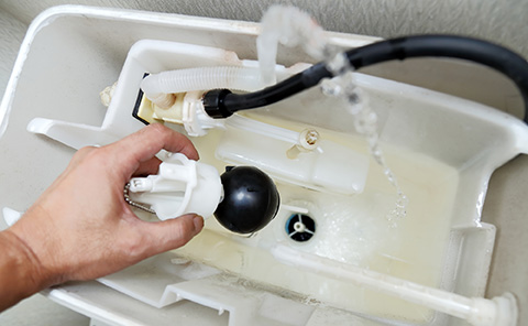 お風呂、トイレ、シンクの排水がすぐ詰まる
